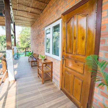 Angkor Dino Home Siem Reap Bagian luar foto