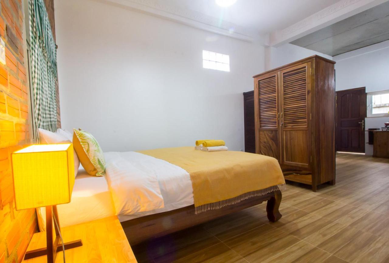 Angkor Dino Home Siem Reap Bagian luar foto