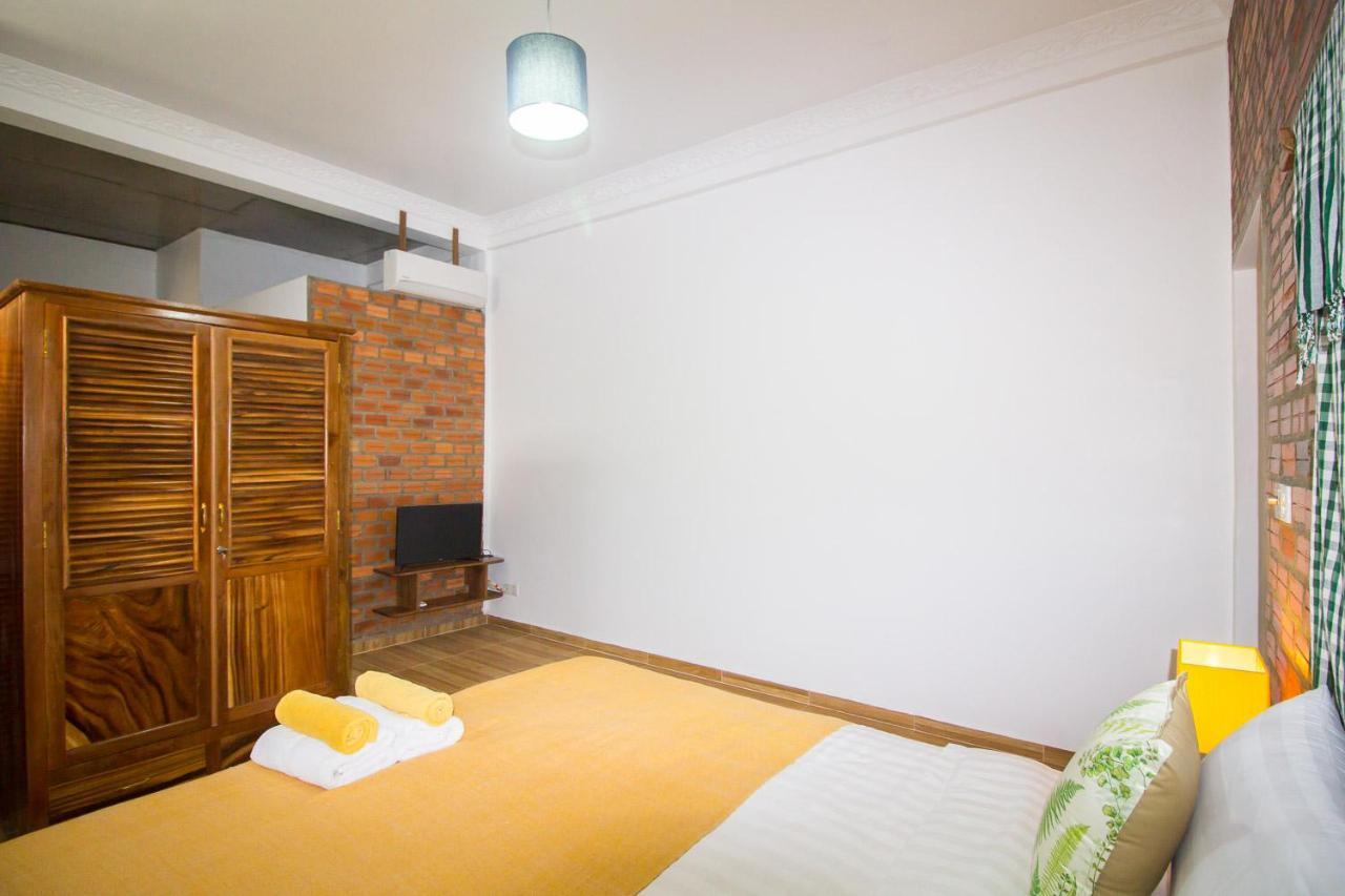 Angkor Dino Home Siem Reap Bagian luar foto