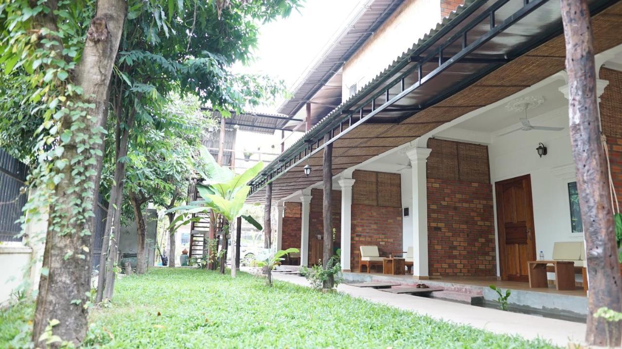 Angkor Dino Home Siem Reap Bagian luar foto